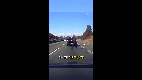 Shoulder Driver Receives Sweet Instant Karma 💀🚔