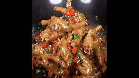 Garlic chicken feet, soft and glutinous, spicy and delicious, great with rice 蒜香鸡爪