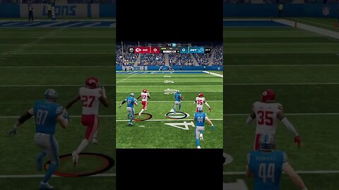 Swerving through traffic on the opening kick! #MrKick6 #Madden24 #Shorts