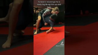 Knee shield sweep #martialarts #mma #bjj