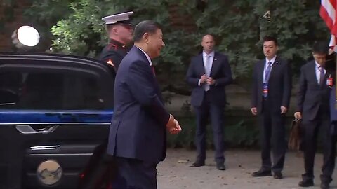 BREAKING: Biden and his old friend Xi Jinping are back together 🎪