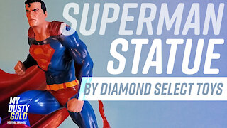 Superman Statue: DIAMOND SELECT TOYS DC Gallery Comic