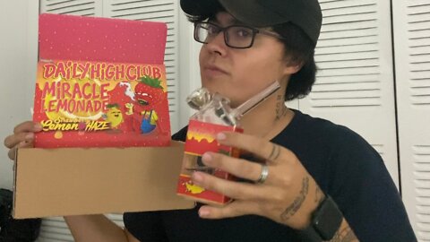 BIG BONG SESH & DAILY HIGH CLUB UNBOXING