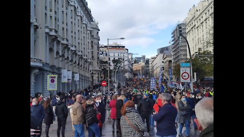 Más de 100.000 personas claman en Madrid bajo "No a esta Reforma. No a la Inseguridad Ciudadana"