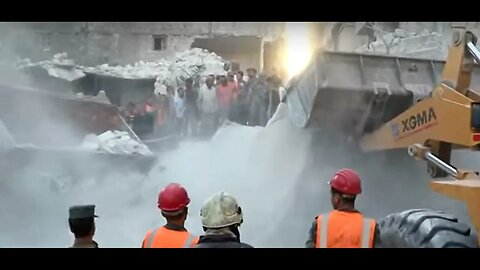 Building collapsed in Syria's Aleppo, 13 died, 2 seriously injured, search still going on