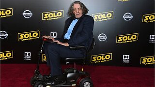 Chewbacca Peter Mayhew dies at age 74