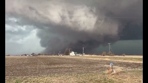Massive tornado on the ground in Sigourney, Iowa..