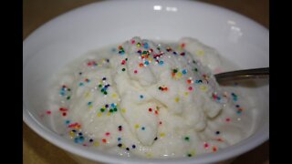 How to make Snow Cream - Perfect Snow Day Treat - The Hillbilly Kitchen