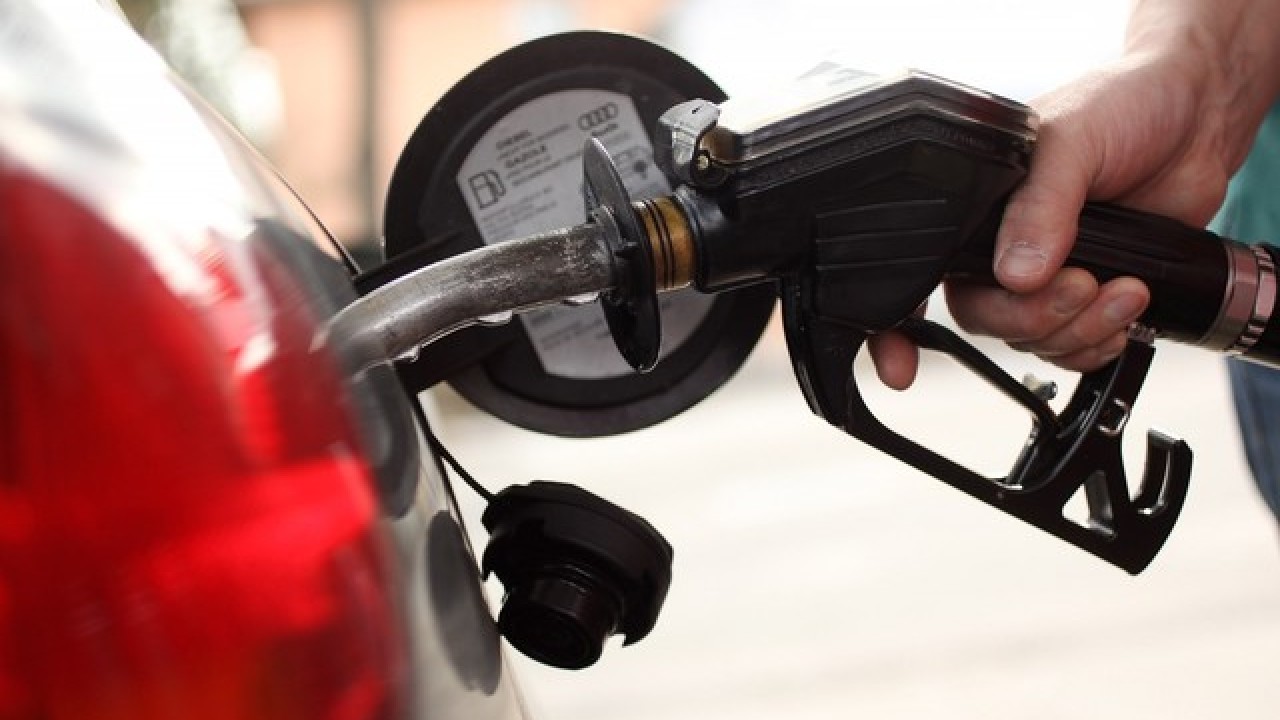 Gas prices could rise ahead of Thanksgiving