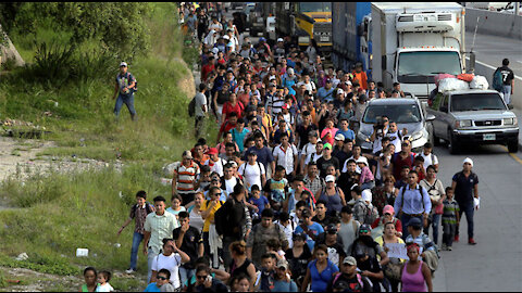 Massive Migrant Army Of 85,000 On Way To Border*Poll Shows Majority Believe Trojan Horse Is Here*