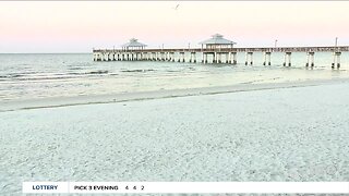 Law enforcement issues warnings to people still on Fort Myers Beach