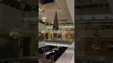 Adornos de Navidad 2022 #PinosVoladores #MallPlazaEgaña