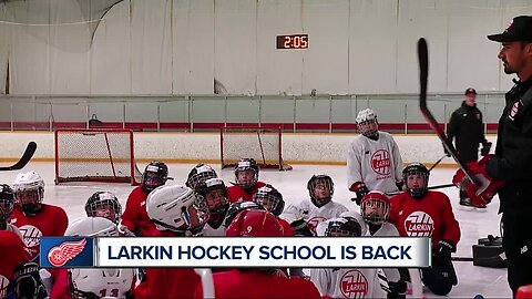 Larkin hockey school is back