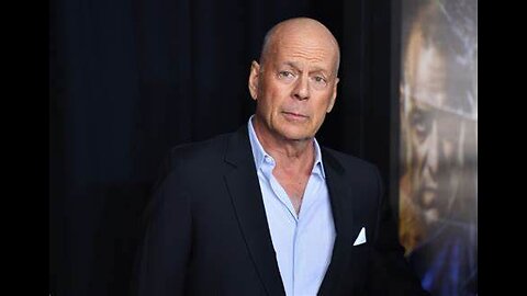 Bruce Willis Not Totally Verbal Amid Dementia Battle Says Moonlighting Creator