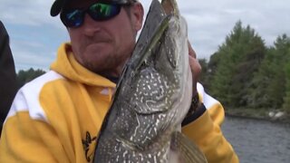 MidWest Outdoors TV Show #1580 - Tip on Rapala Husky Jerks with Roger Cormier.