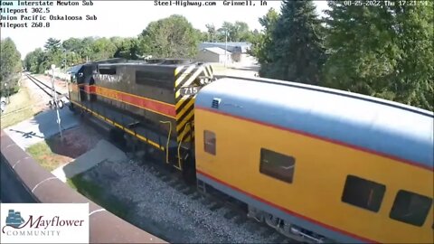 EB IAIS with 5 UP Passenger Cars at Grinnell and West Liberty, IA on August 25, 2022 #steelhighway