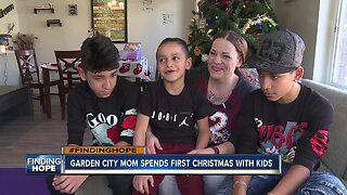 Mom spends first Christmas with children after drug recovery