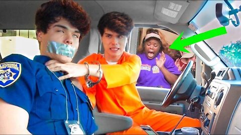 Prisoner Drive Prank try to don't laugh