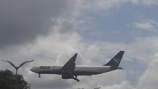 Airbus A330 PR-AIZ na aproximação final antes de pousar em Manaus vindo de Campinas