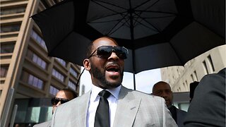R. Kelly pleads not guilty to new charges