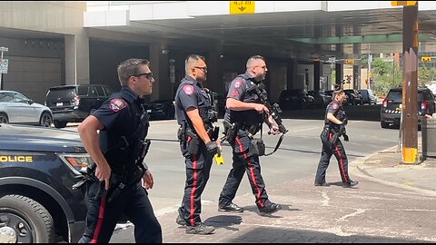 🔵🔴Calgary police take down homeless lady for littering