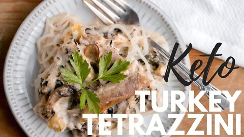 KETO TURKEY TETRAZZINI What to cook with leftover Thanksgiving turkey Keto Casserole