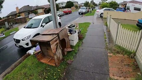 Street Scrapping on a rainy day