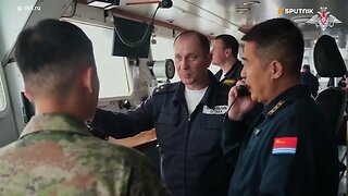 Navios das Marinhas russa chinesa atuaram juntos na busca e destruição de submarino inimigo simulado