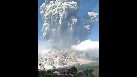 Indonesian Volcano Erupting #viral