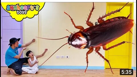 GIANT COCKROACH Attack!! "Skyheart Toys" big insects