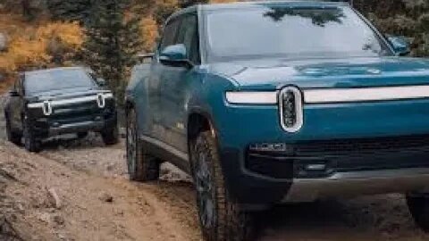 Rivian's Electric Truck Drives Through The Mud!✇🚗⁉️🌎