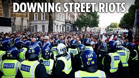 Violent mob fights with cops at Downing Street 24 hours after Southport riots