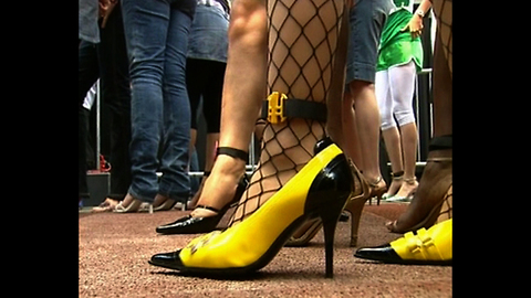 Models Race in Stilettos