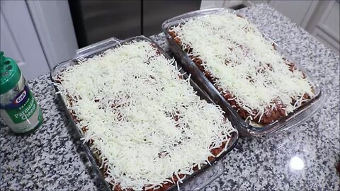 How To Mak Lasagna 2 Ways; Vegetarian And Ground Beef