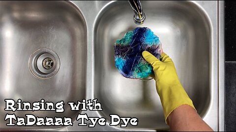 Rinsing Tie Dye with TaDaaaa Tye Dye: Symmetrical Flop