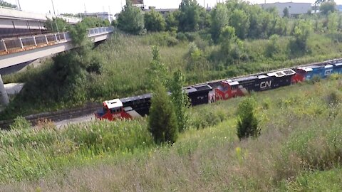 CN 3898, CN 3140 & CN 8952 GT Heritage Engine Manifest Train From USA Tunnel