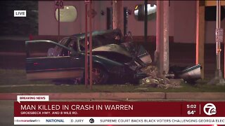 Man killed following crash in Warren