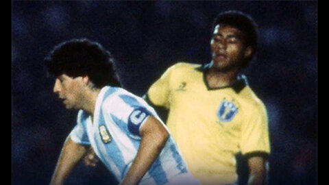 Romario vs Maradona