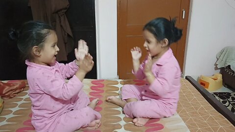 Twins Cute baby girl comedy video 🤣🤣