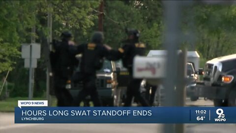 Hours-long SWAT standoff ends with man in custody