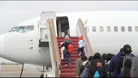 Chicago Blocks Buses Full of Illegals So Gov Greg Abbott Sends Them Via Plane