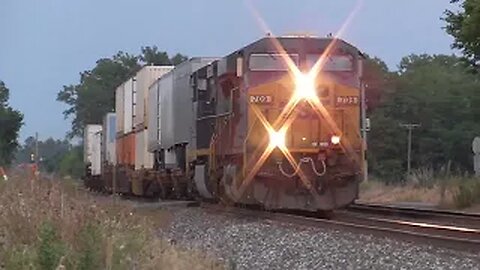 CSX I009 Intermodal Double-Stack Train From Bascom, Ohio July 25, 2022