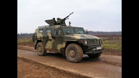 Tiger Russian Patrol in Ukraine POV