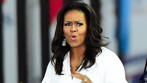Michelle Obama Humiliated After Embarrassing Photo Leak - She Is Exposed