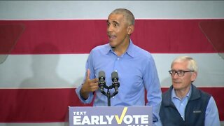 Obama campaigns in Milwaukee, rallying voters ahead of election day