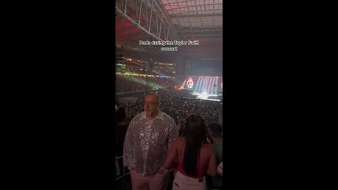 Dads Love Taylor Swift (creds tiktok: amalie.williams) #music #taylorswift #concert #erastour