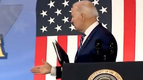 Biden handshake to literally nobody