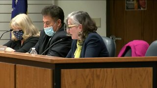 Kenosha Unified School board members vote to make masks optional