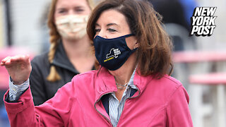 Kathy Hochul says "everyone in a school" will be wearing masks