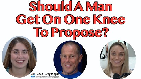Should A Man Get On One Knee To Propose?